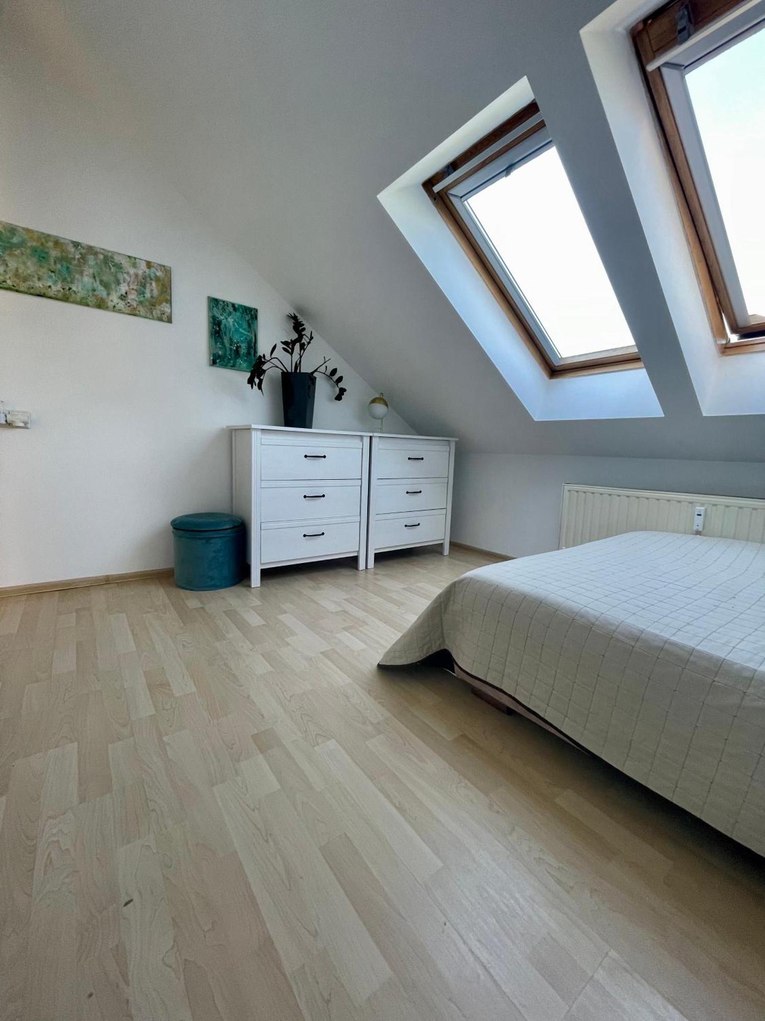 Loft Art Apartment Гдиня Екстериор снимка